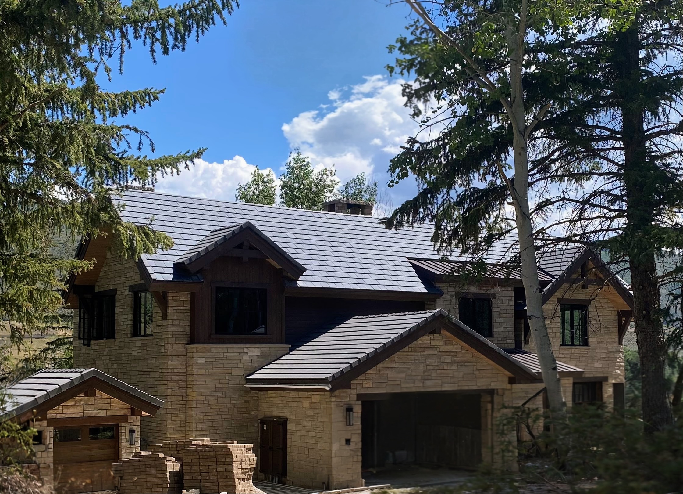 Colorado mountain residence front