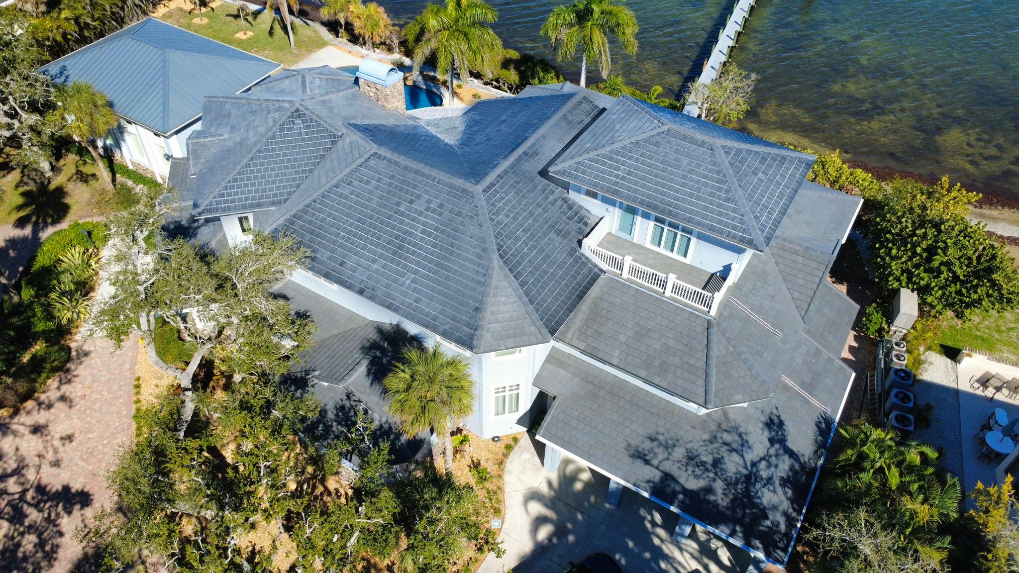 Florida island estate zoom
